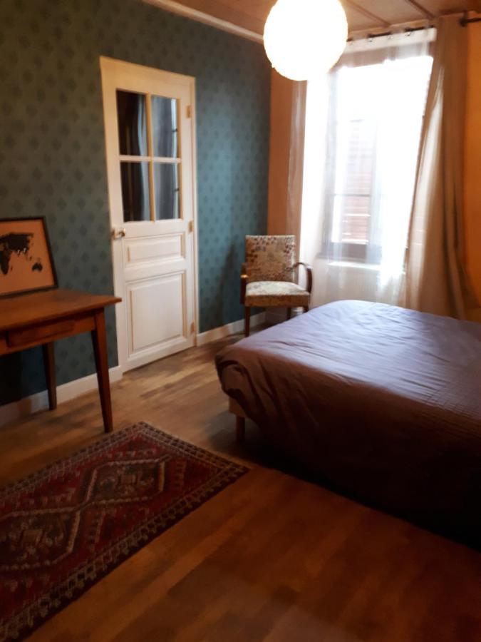 La Maison Des Archers Сен-Сатюрнен Экстерьер фото